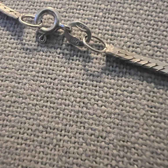 Italy .925 Herringbone Sterling Silver Chain Necklace - Picture 5 of 7